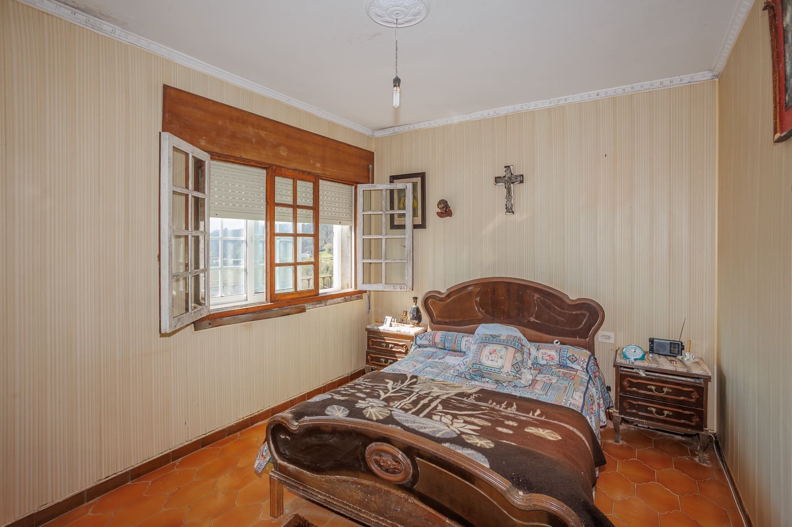 3 bedroom Finca/Country House for sale in Outes - € 349,000 (Ref: 8936005)