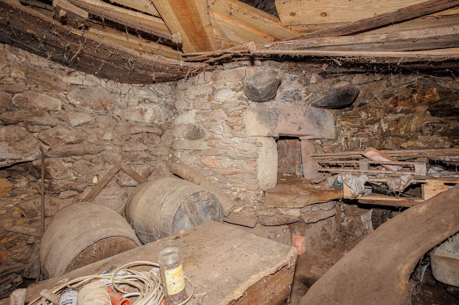 3 bedroom Finca/Country House for sale in Outes - € 349,000 (Ref: 8936005)