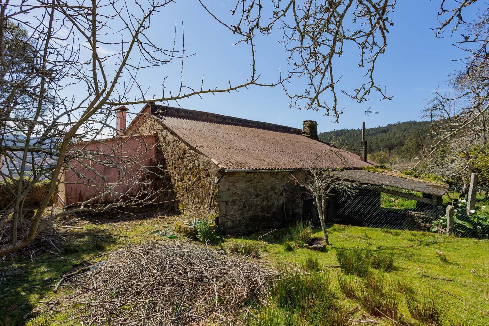 3 bedroom Finca/Country House for sale in Outes - € 349,000 (Ref: 8936005)