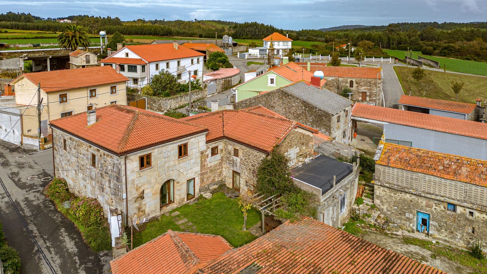 5 soveværelse Finca/Landehus til salg i A Laracha - € 495.000 (Ref: 8942152)