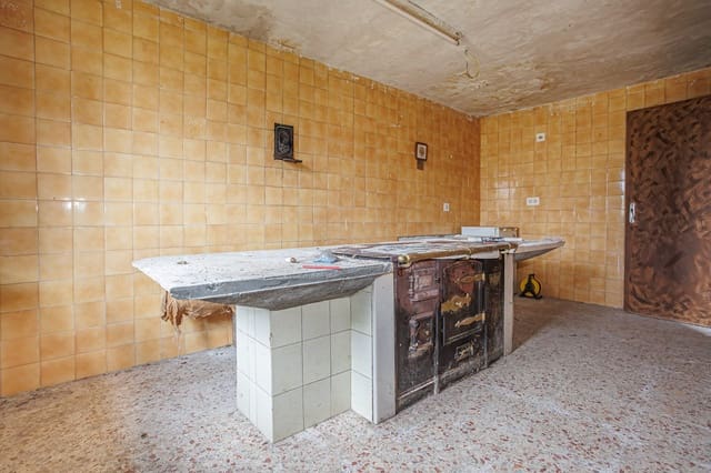 3 quarto Quinta/Casa Rural para venda em Outeiro de Rei - 60 000 € (Ref: 8953143)