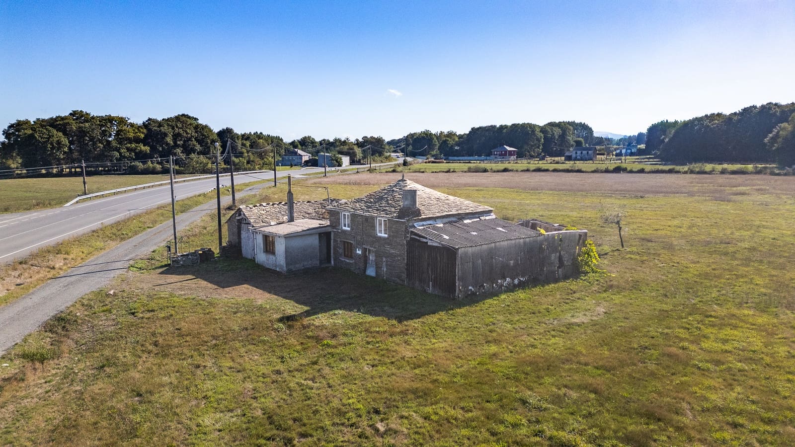 3 soveværelse Finca/Landehus til salg i Outeiro de Rei - € 60.000 (Ref: 8953143)