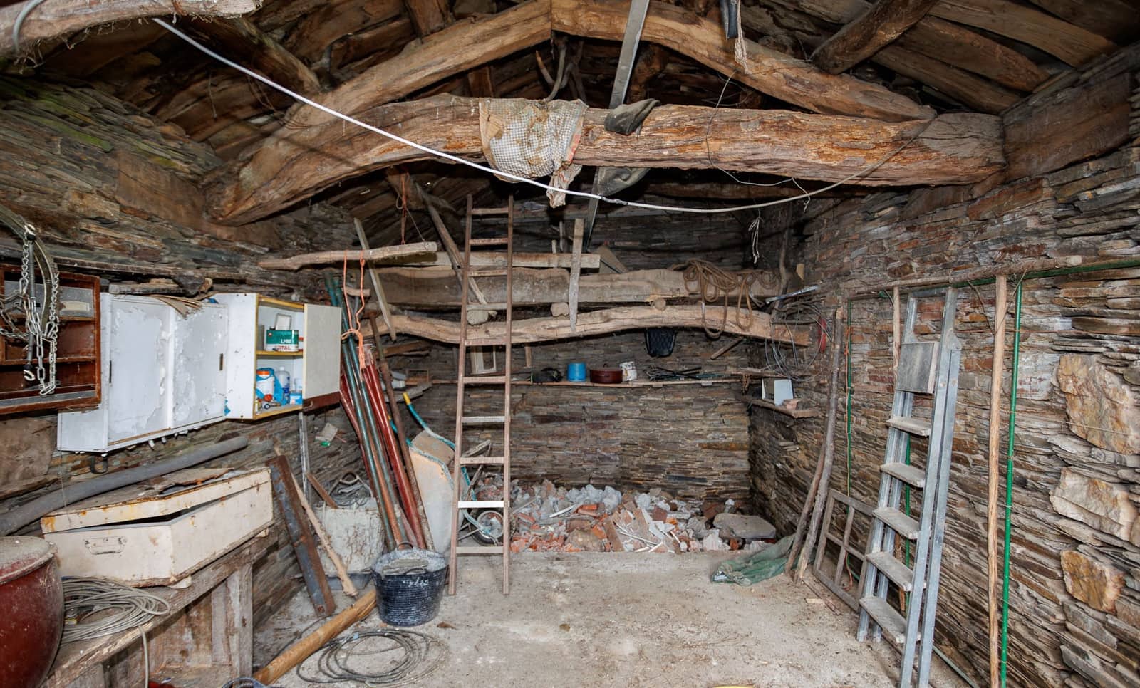3 soverom Finca/Herregård til salgs i Outeiro de Rei med garasje - € 60 000 (Ref: 8953143)