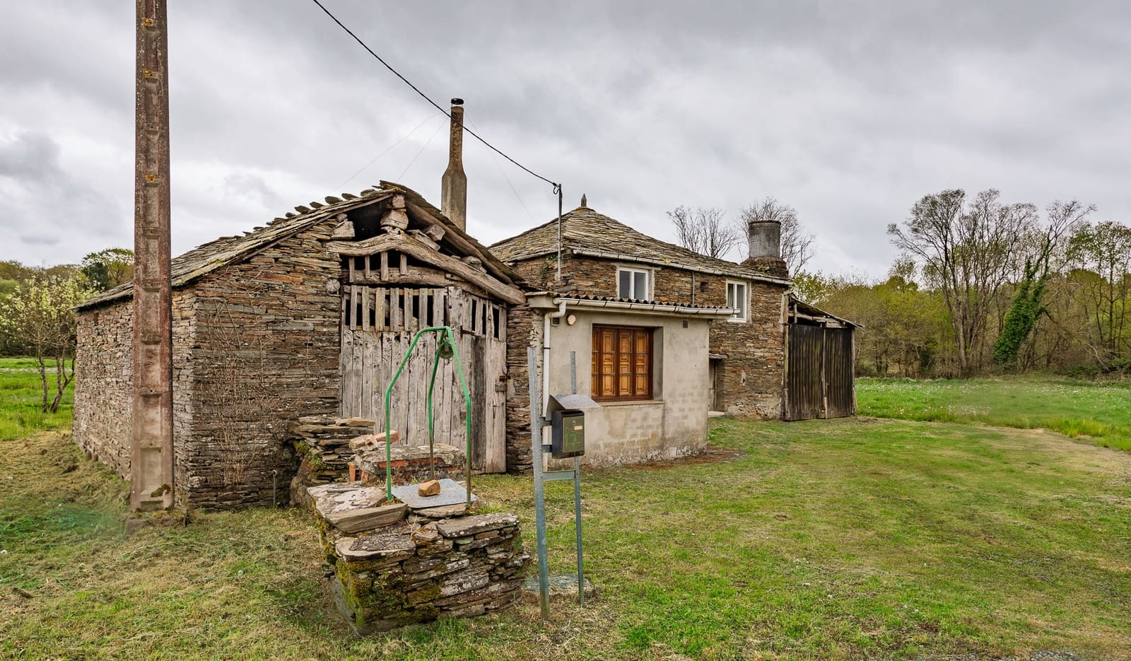 3 soverom Finca/Herregård til salgs i Outeiro de Rei med garasje - € 60 000 (Ref: 8953143)