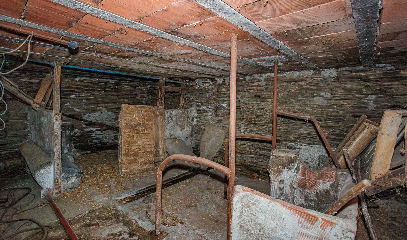 3 soverom Finca/Herregård til salgs i Outeiro de Rei med garasje - € 60 000 (Ref: 8953143)