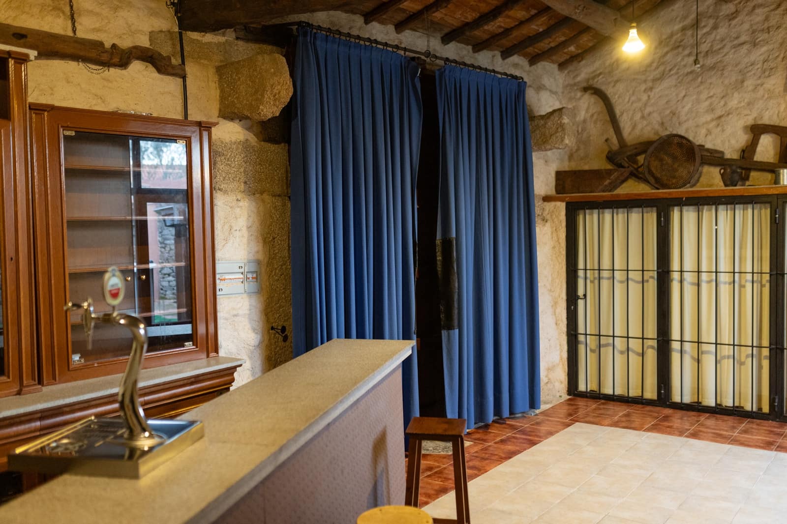 18 bedroom Business for sale in Fonfria with pool - € 350,000 (Ref: 8964350)