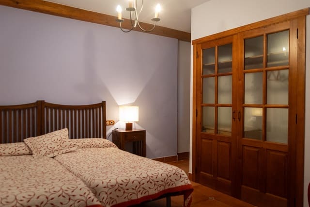 18 Zimmer Firma/Unternehmen zu verkaufen in Fonfría mit Pool - 298.000 € (Ref: 8964350)