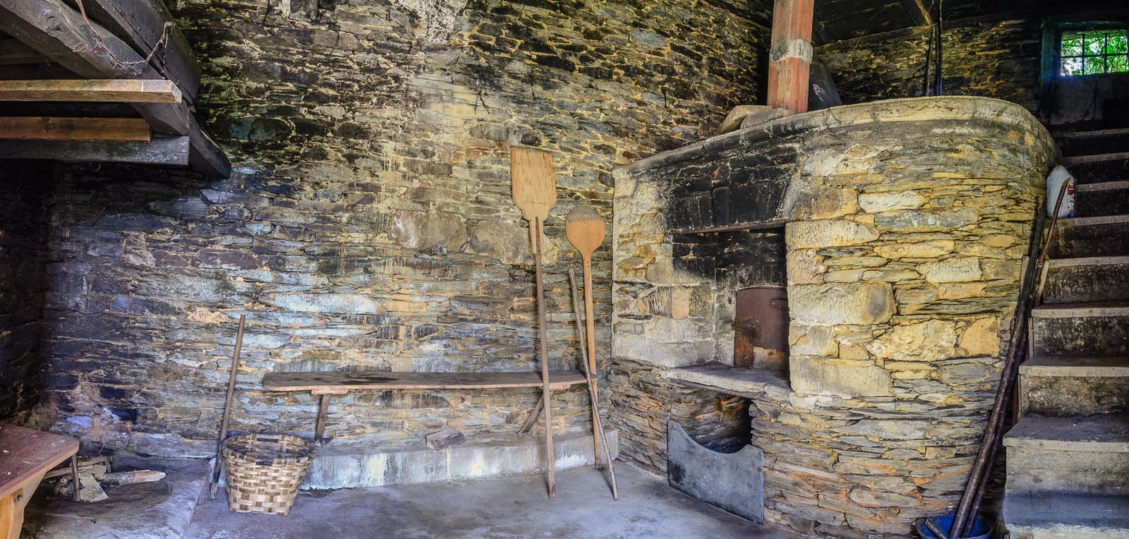 7 soveværelse Virksomhed til salg i Santa Eulalia de Oscos - € 490.000 (Ref: 8982711)