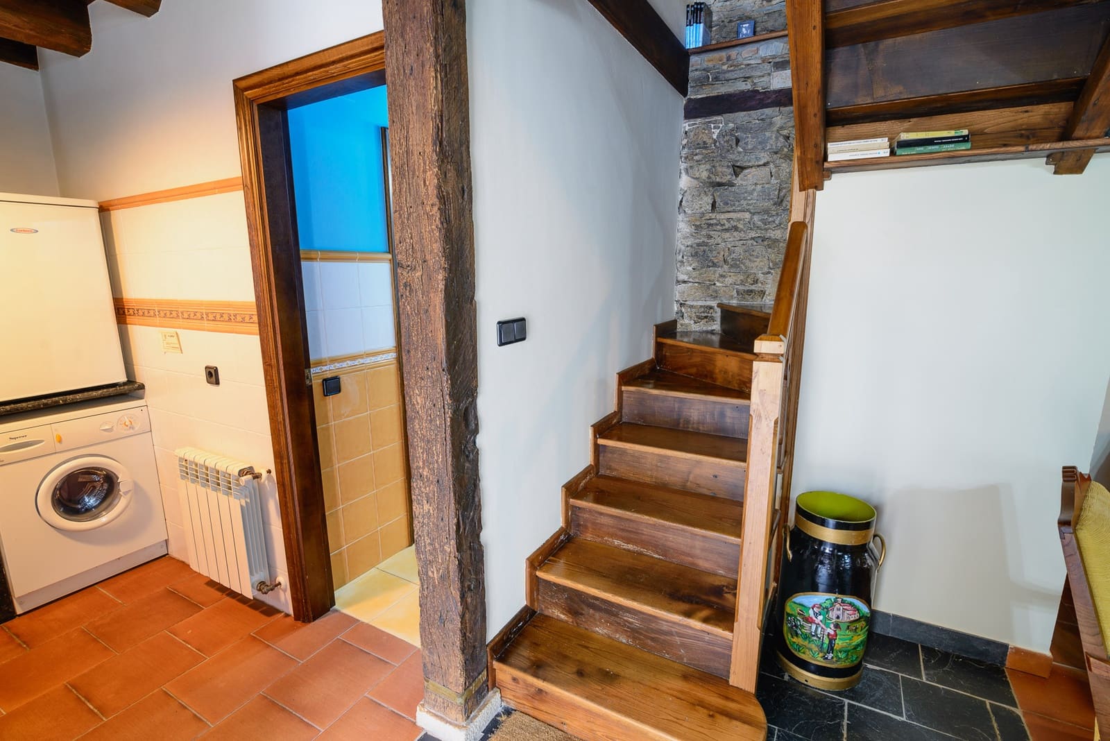 7 soverom Bedrift til salgs i Santa Eulalia de Oscos med garasje - € 490 000 (Ref: 8982711)