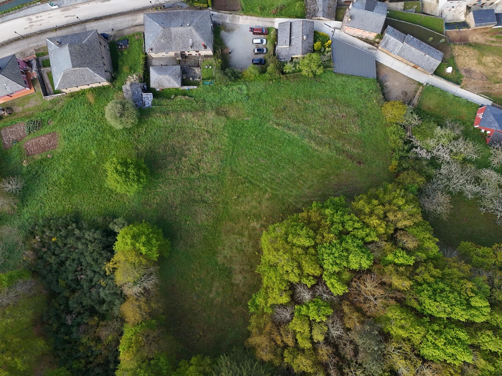 7 soverom Bedrift til salgs i Santa Eulalia de Oscos med garasje - € 490 000 (Ref: 8982711)