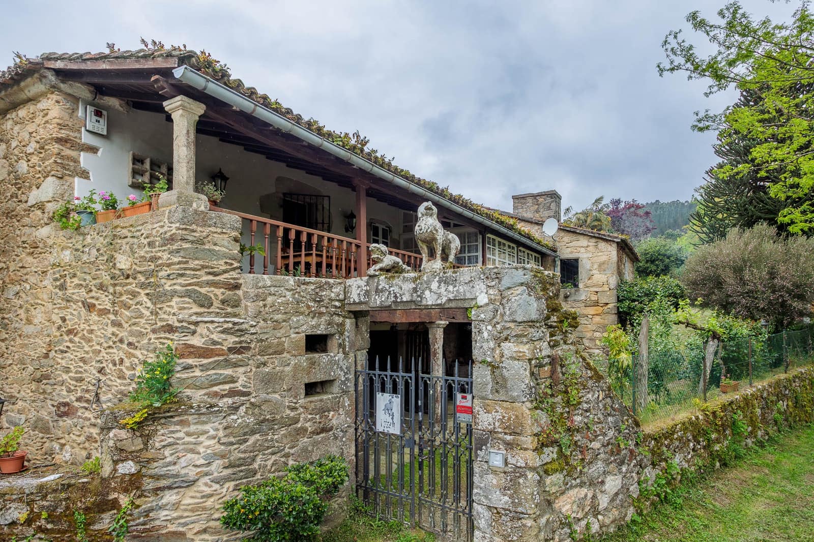 5 soveværelse Finca/Landehus til salg i Vedra - € 695.000 (Ref: 9001915)