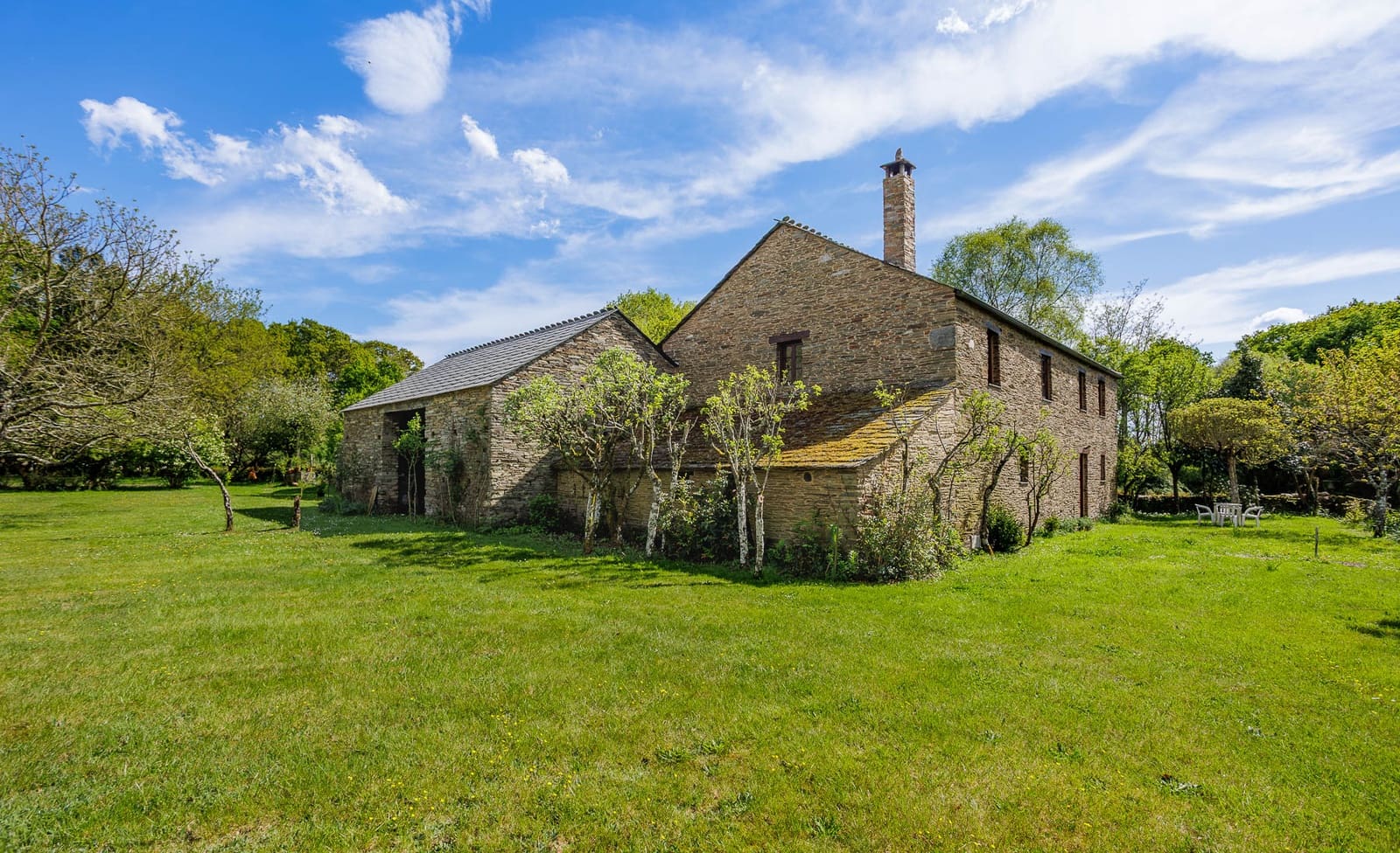 5 chambre Finca/Maison de Campagne à vendre à Outeiro de Rei avec garage - 415 000 € (Ref: 9006586)