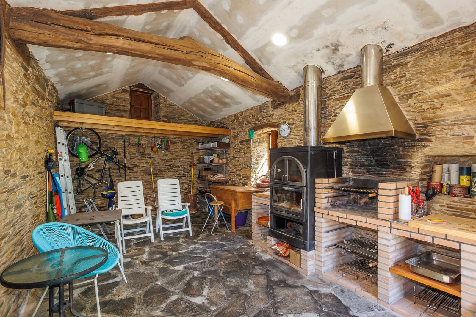 5 chambre Finca/Maison de Campagne à vendre à Outeiro de Rei avec garage - 415 000 € (Ref: 9006586)