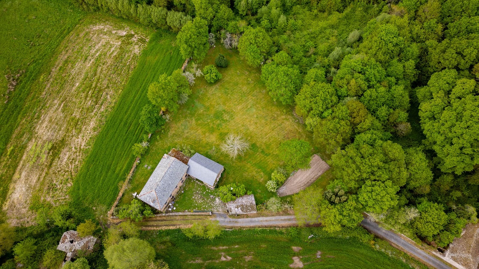 5 chambre Finca/Maison de Campagne à vendre à Outeiro de Rei avec garage - 415 000 € (Ref: 9006586)