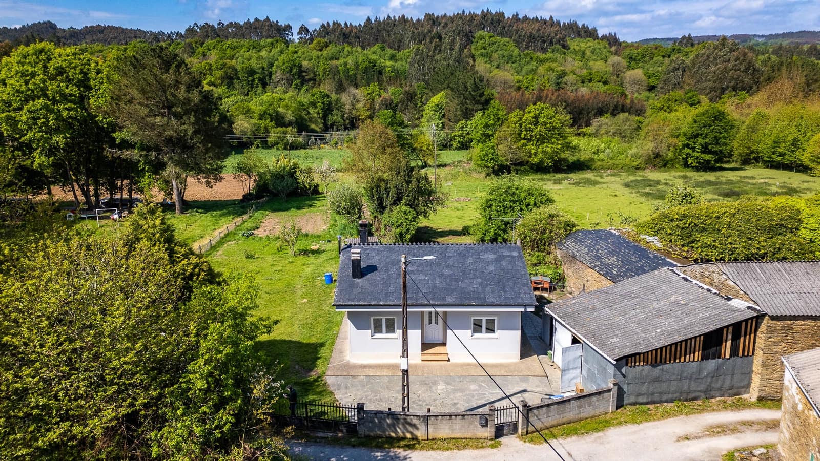 3 soveværelse Finca/Landehus til salg i Pol - € 179.000 (Ref: 9006587)