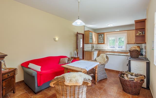 3 makuuhuone Maalaistalo myytävänä paikassa Pol - 145 000 € (Ref: 9006587)