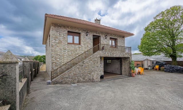 3 chambre Finca/Maison de Campagne à vendre à Palas de Rei avec garage - 180 000 € (Ref: 9006589)