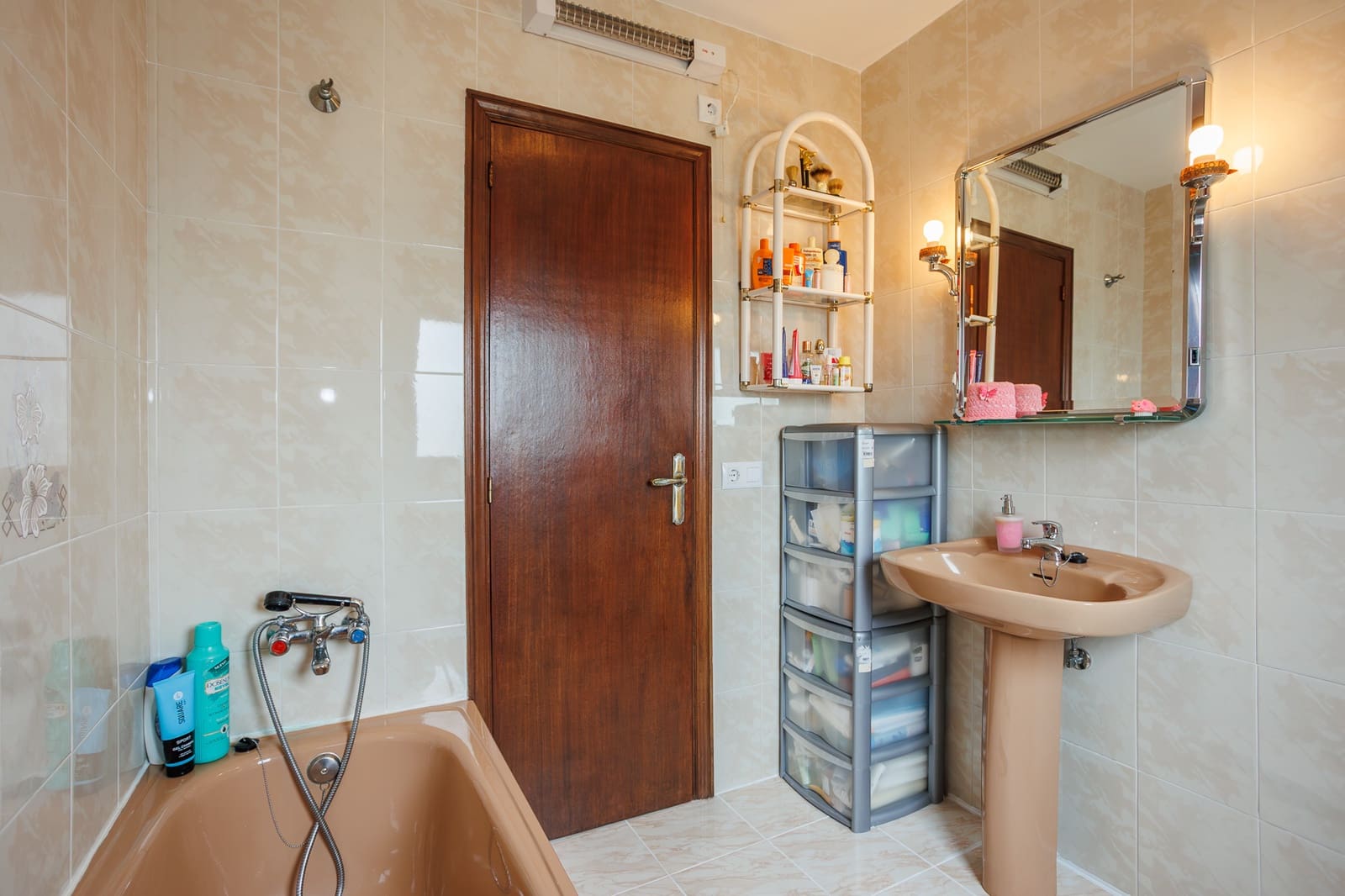 3 soveværelse Finca/Landehus til salg i Palas de Rei med garage - € 180.000 (Ref: 9006589)
