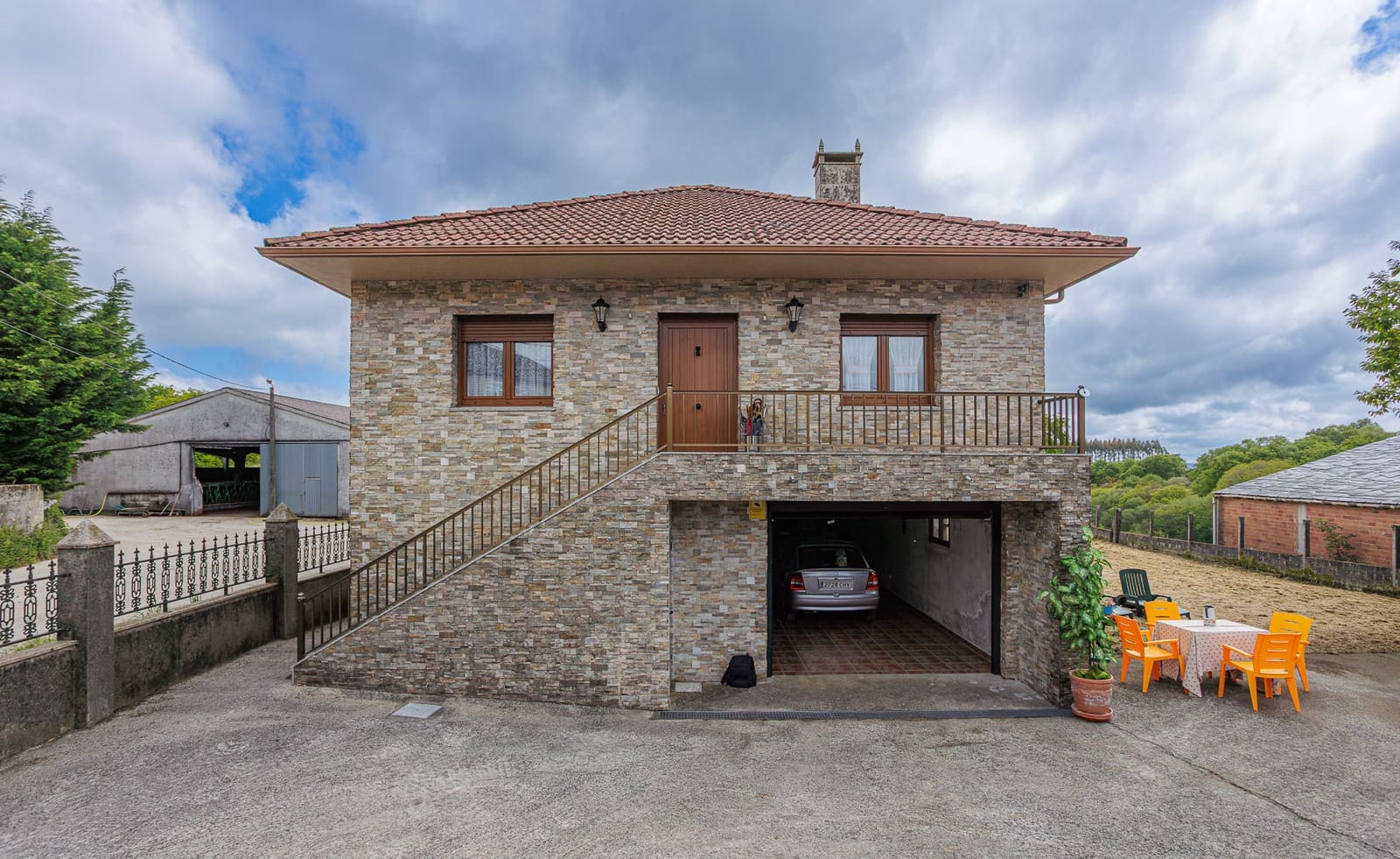 3 soveværelse Finca/Landehus til salg i Palas de Rei med garage - € 180.000 (Ref: 9006589)