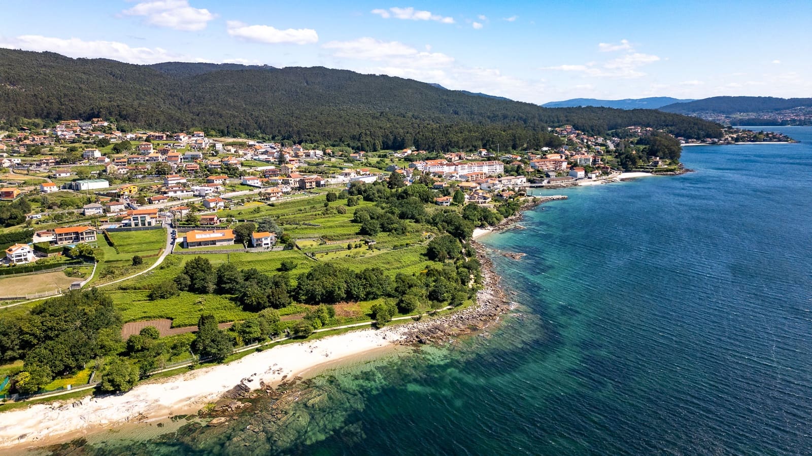 6 soveværelse Finca/Landehus til salg i Poio - € 1.750.000 (Ref: 9019215)