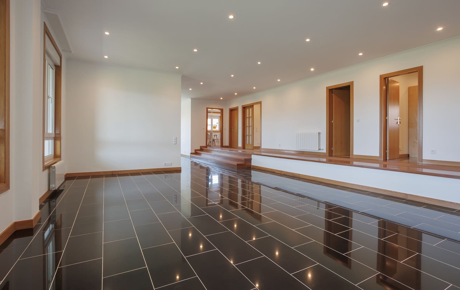 6 bedroom Finca/Country House for sale in Poio with garage - € 1,750,000 (Ref: 9019215)