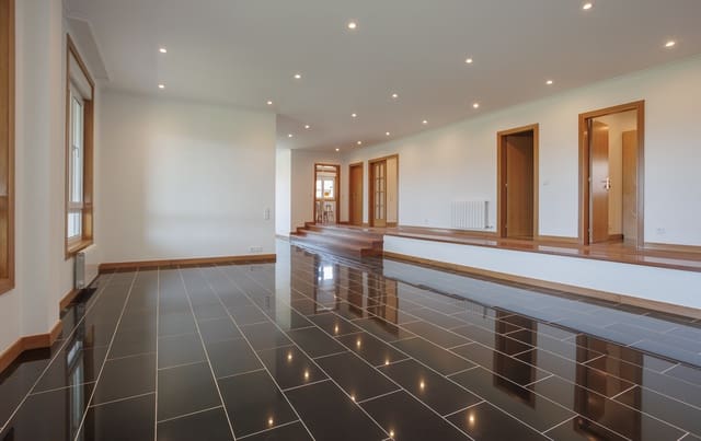 6 sypialnia Finka/Dom wiejski na sprzedaż w Poio z garażem - 1 750 000 € (Ref: 9019215)