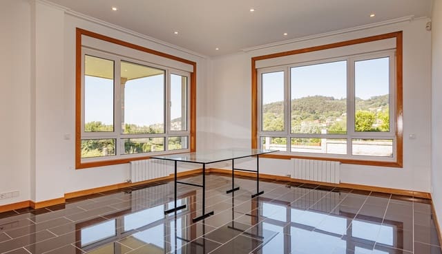 6 sypialnia Finka/Dom wiejski na sprzedaż w Poio z garażem - 1 750 000 € (Ref: 9019215)