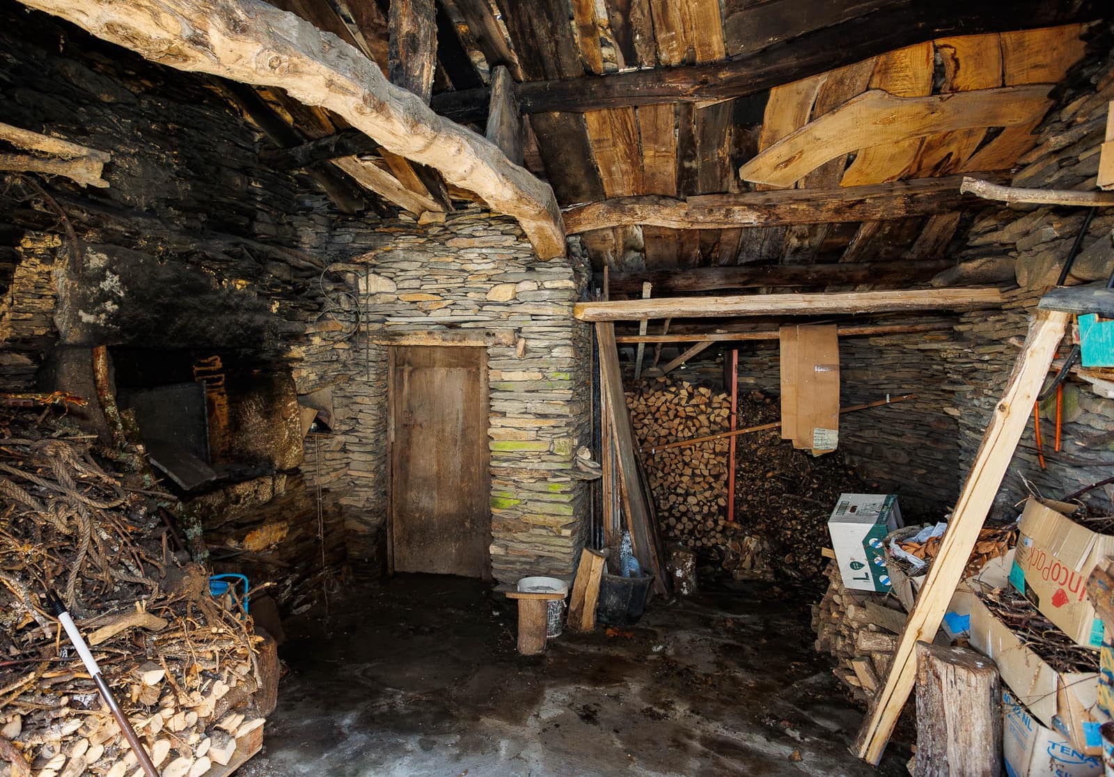 6 chambre Finca/Maison de Campagne à vendre à Outeiro de Rei - 195 000 € (Ref: 9027246)