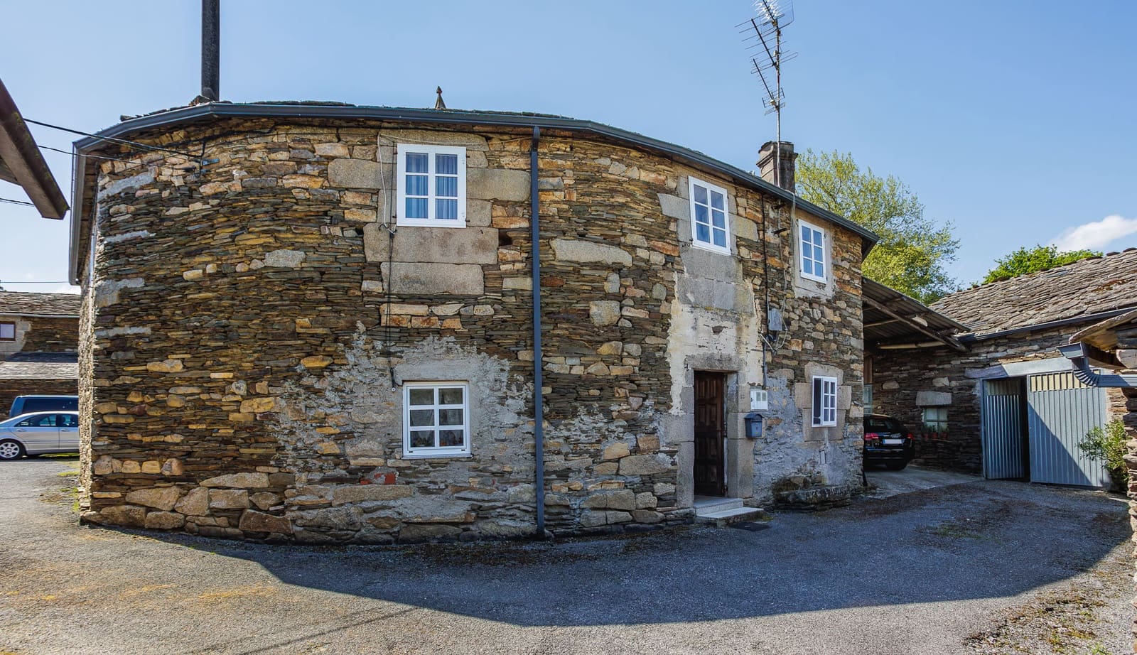 6 soverom Finca/Herregård til salgs i Outeiro de Rei - € 195 000 (Ref: 9027246)