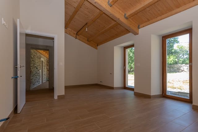 2 makuuhuone Maalaistalo myytävänä paikassa Melide - 370 000 € (Ref: 9030632)