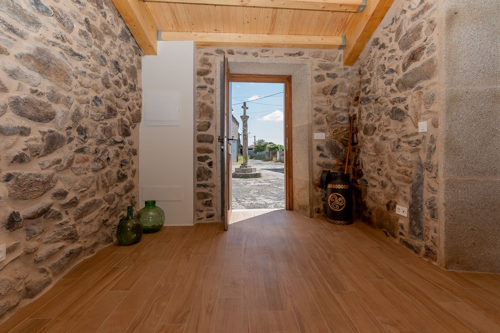 2 soveværelse Finca/Landehus til salg i Melide - € 370.000 (Ref: 9030632)