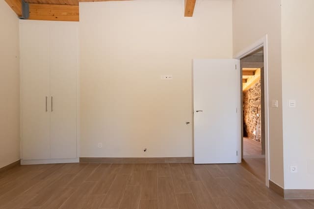 2 sypialnia Finka/Dom wiejski na sprzedaż w Melide - 370 000 € (Ref: 9030632)