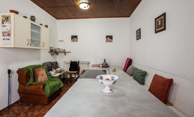 4 makuuhuone Maalaistalo myytävänä paikassa Rábade - 150 000 € (Ref: 9034798)