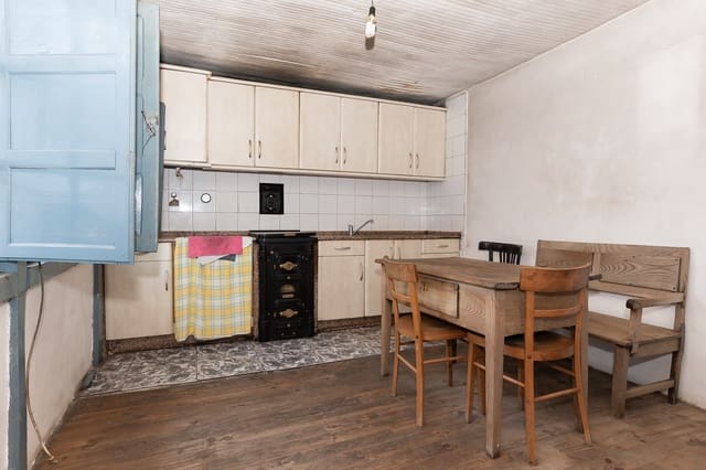 2 quarto Quinta/Casa Rural para venda em Cangas del Narcea - 77 500 € (Ref: 9069188)