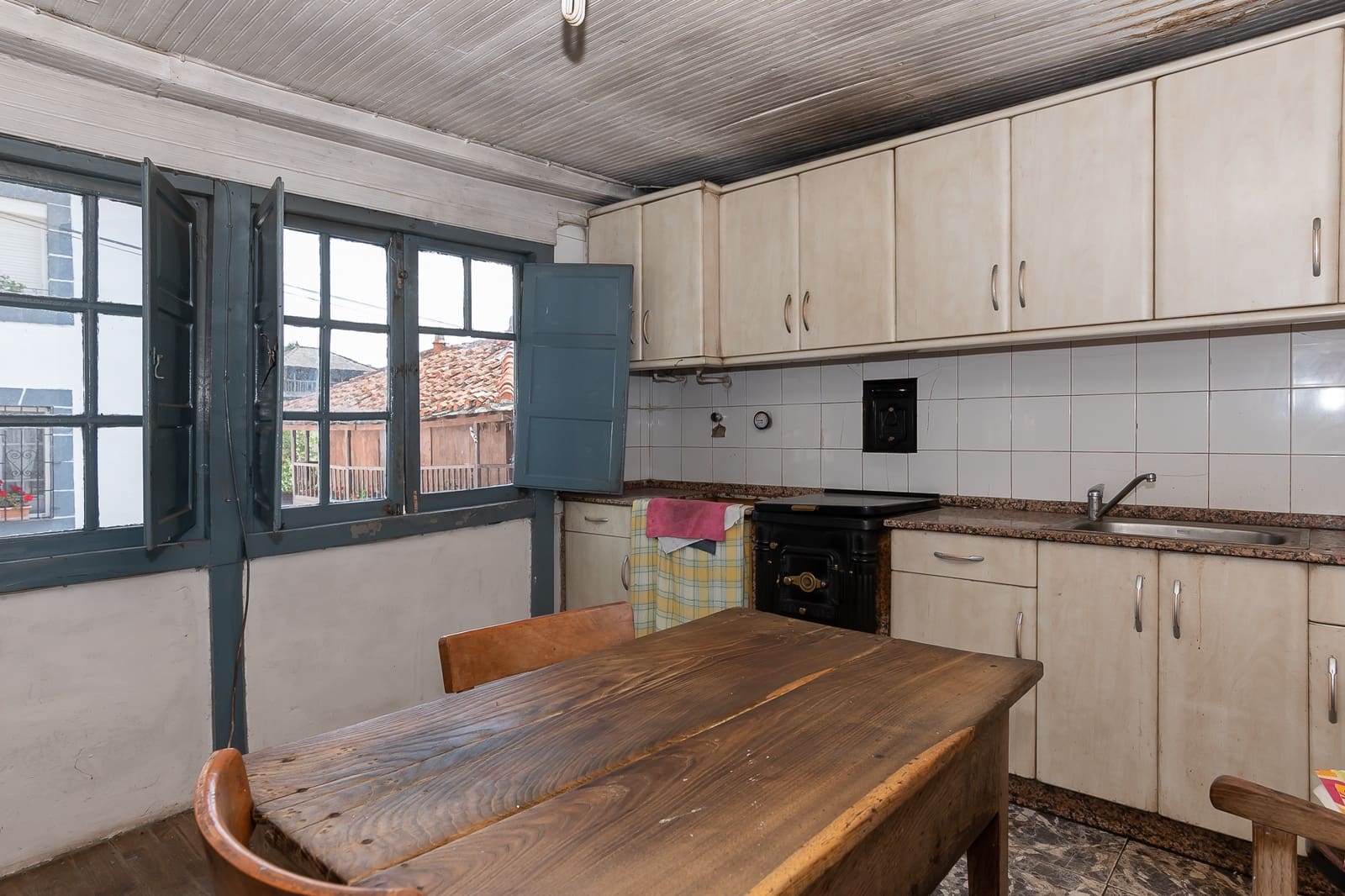 2 soveværelse Finca/Landehus til salg i Cangas del Narcea - € 77.500 (Ref: 9069188)