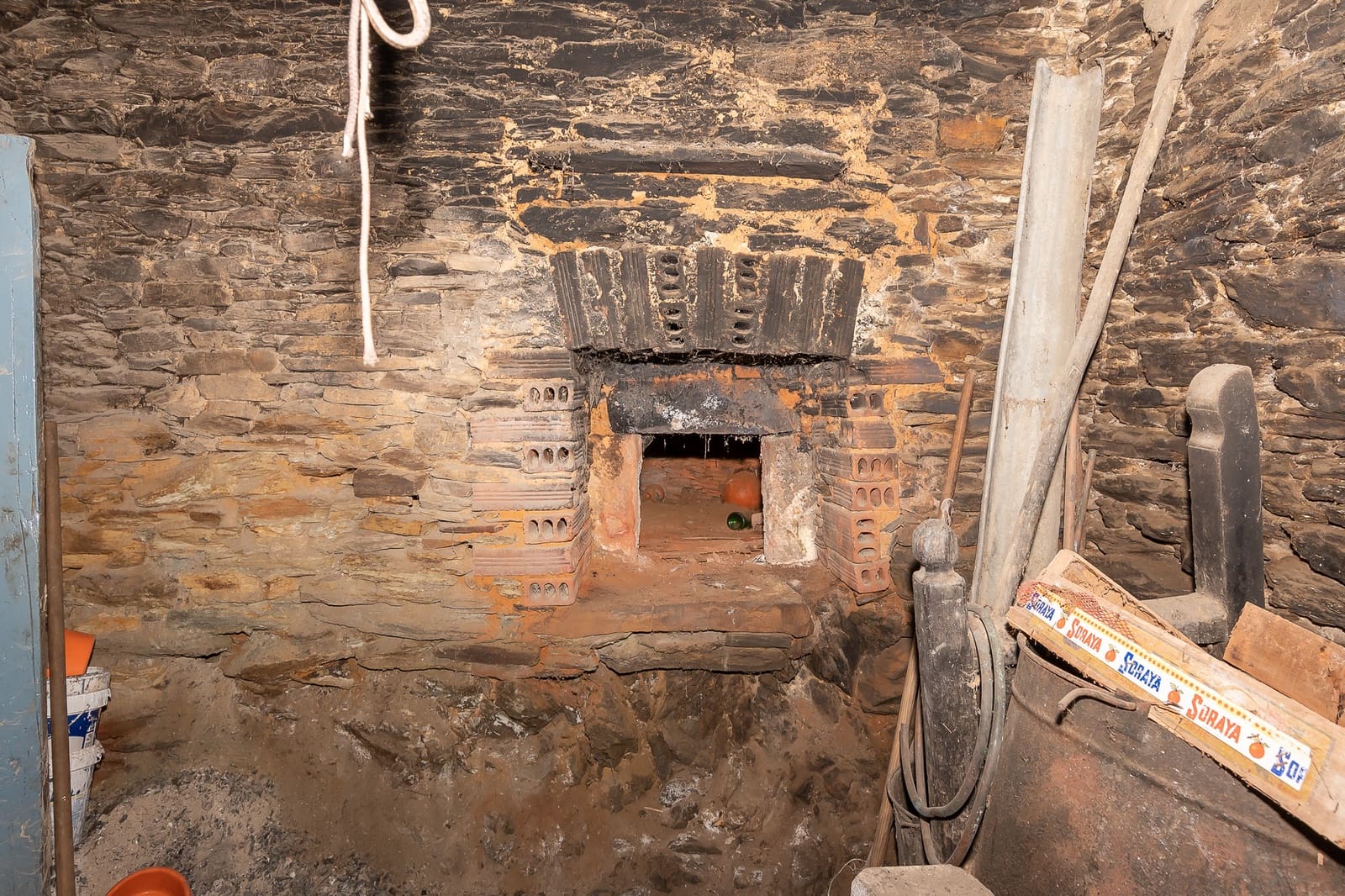 2 soveværelse Finca/Landehus til salg i Cangas del Narcea - € 77.500 (Ref: 9069188)