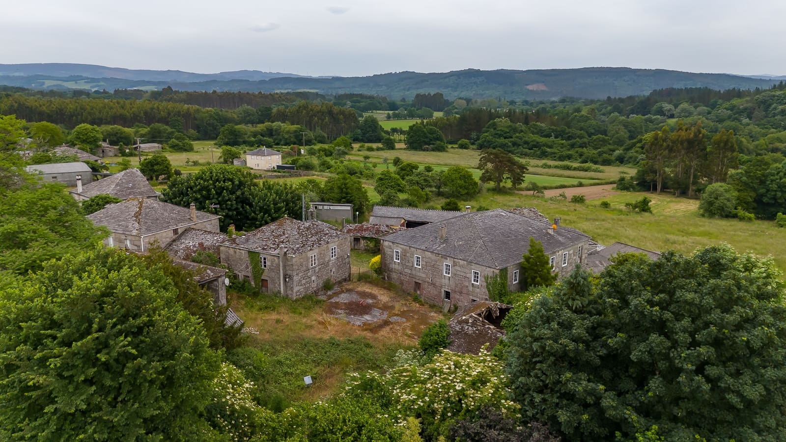 7 sypialnia Finka/Dom wiejski na sprzedaż w Castroverde - 420 000 € (Ref: 9074104)