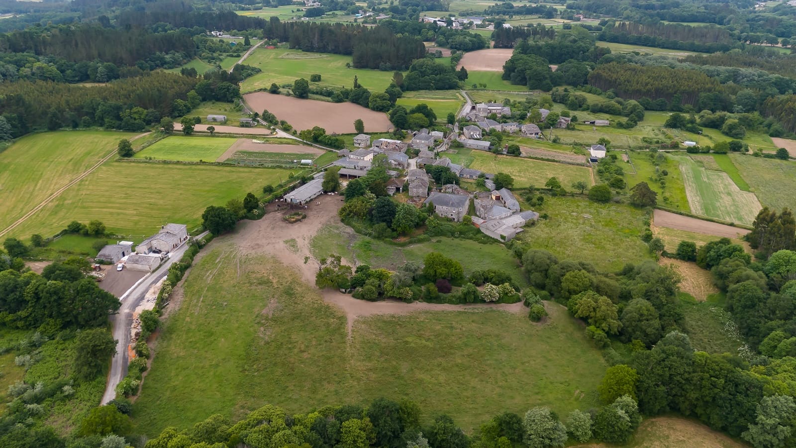 7 sypialnia Finka/Dom wiejski na sprzedaż w Castroverde - 420 000 € (Ref: 9074104)