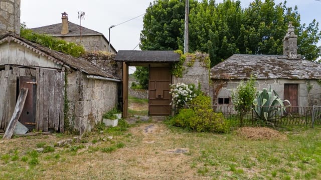 7 quarto Quinta/Casa Rural para venda em Castroverde com garagem - 390 000 € (Ref: 9074104)