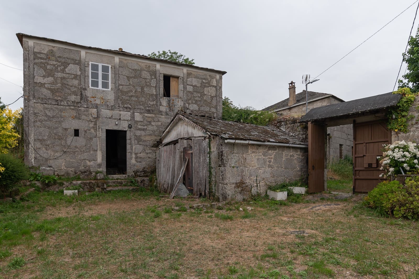 7 slaapkamer Finca/Landhuis te koop in Castroverde met garage - € 390.000 (Ref: 9074104)