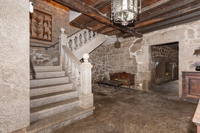 7 quarto Quinta/Casa Rural para venda em Castroverde com garagem - 390 000 € (Ref: 9074104)