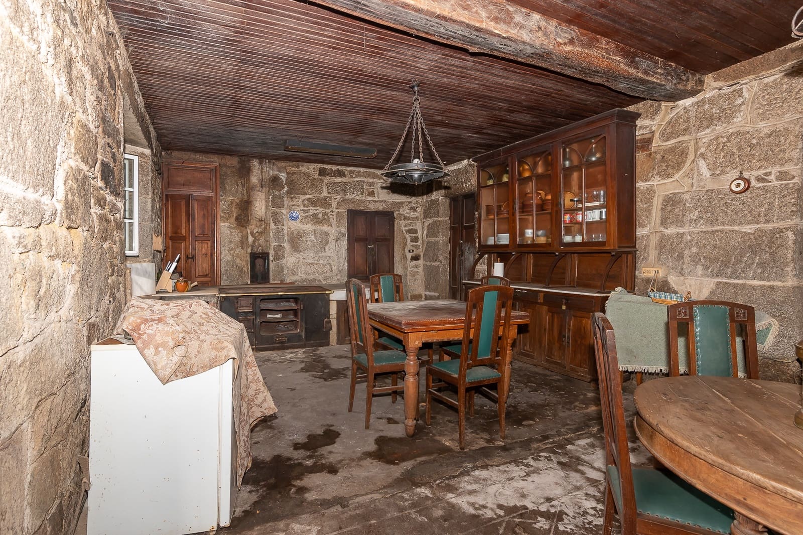 7 slaapkamer Finca/Landhuis te koop in Castroverde met garage - € 390.000 (Ref: 9074104)