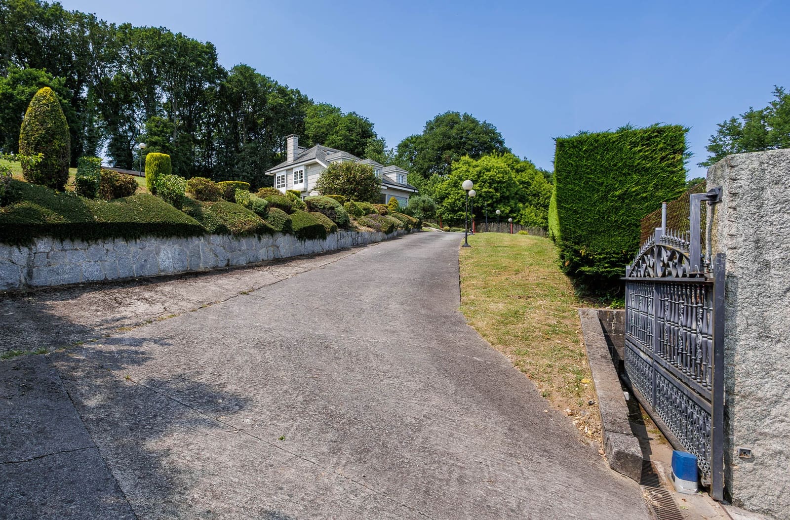 5 soveværelse Finca/Landehus til salg i Lugo by med swimmingpool - € 590.000 (Ref: 9082649)