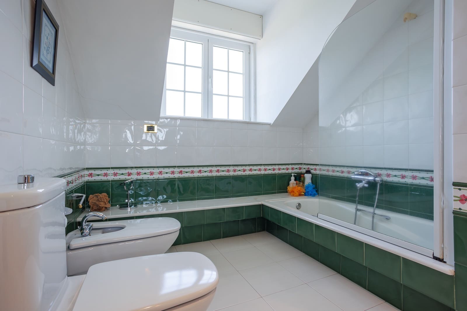 5 soveværelse Finca/Landehus til salg i Lugo by med swimmingpool - € 590.000 (Ref: 9082649)