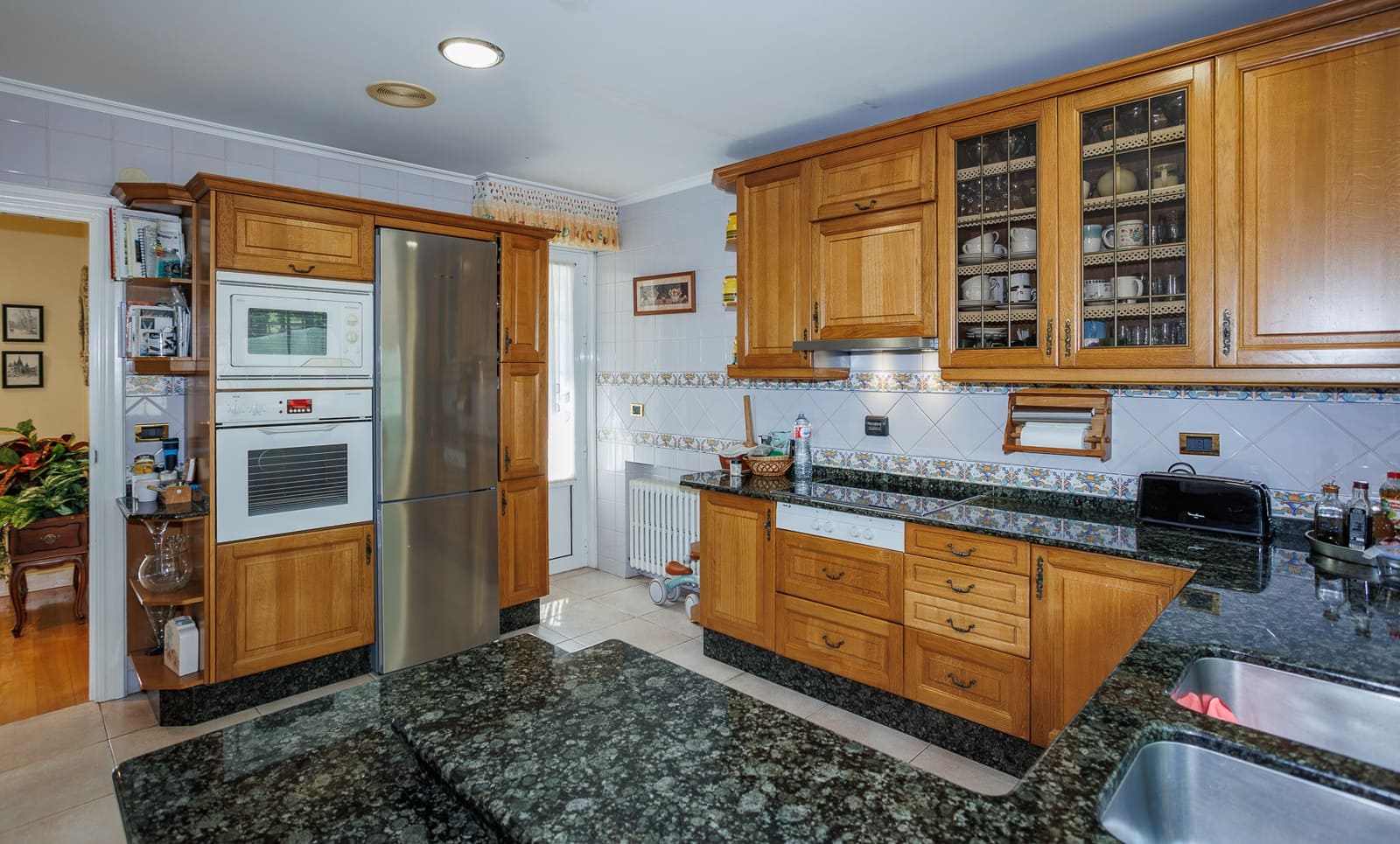 5 soveværelse Finca/Landehus til salg i Lugo by med swimmingpool - € 590.000 (Ref: 9082649)