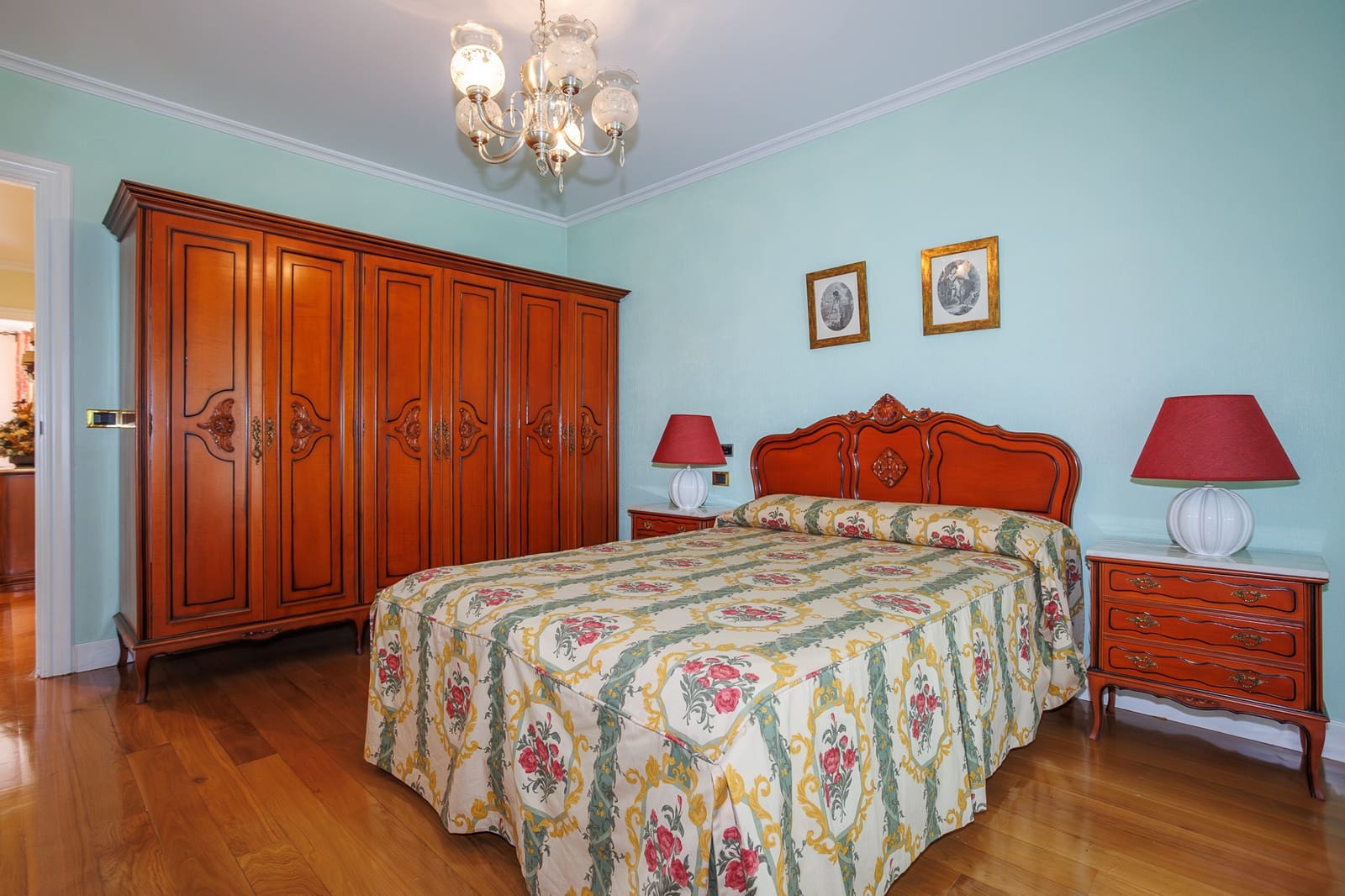 5 soveværelse Finca/Landehus til salg i Lugo by med swimmingpool - € 590.000 (Ref: 9082649)