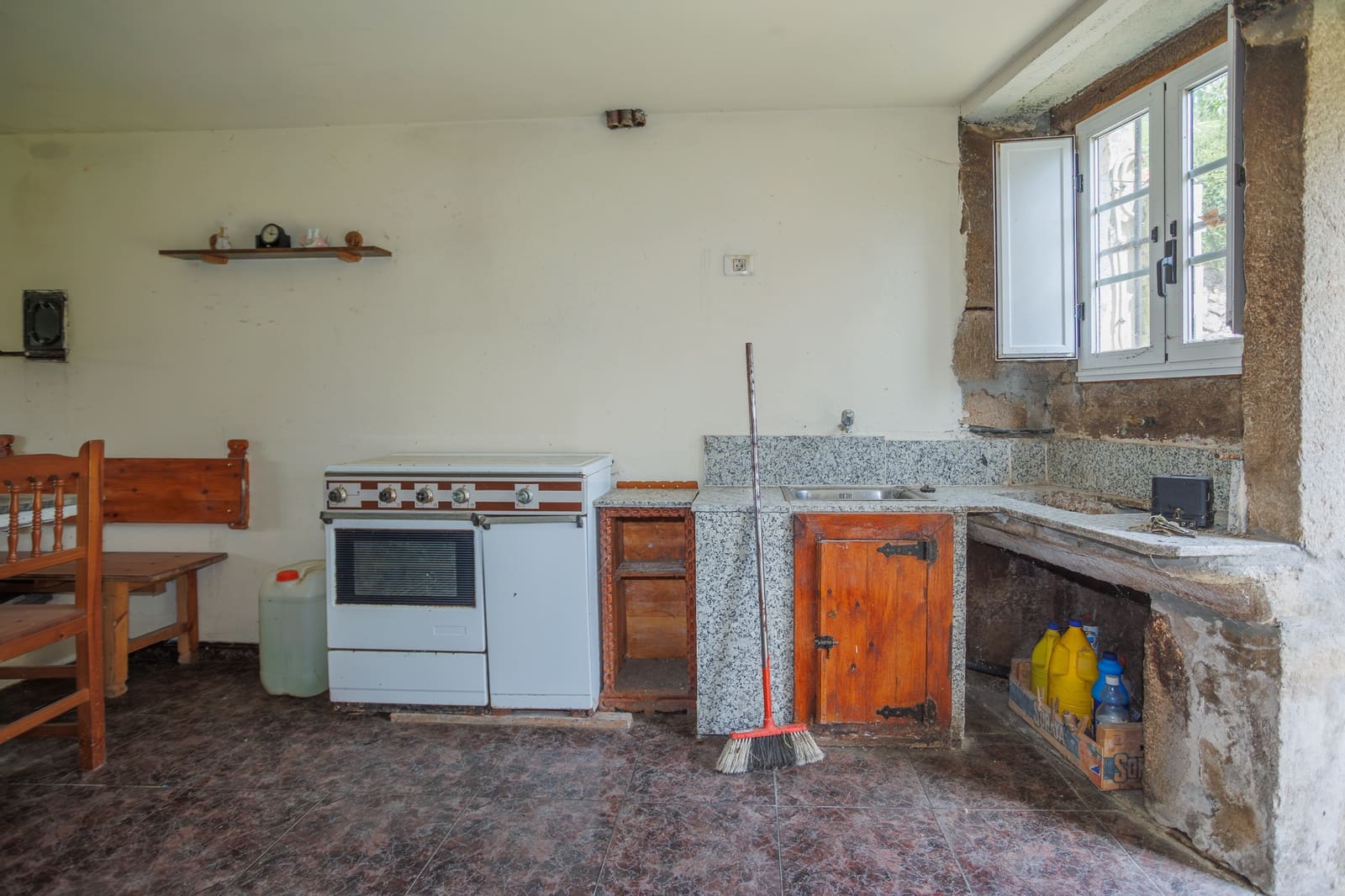 3 soveværelse Finca/Landehus til salg i Palas de Rei - € 95.000 (Ref: 9099425)