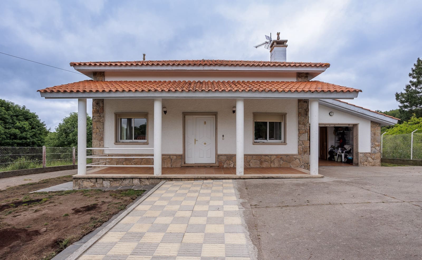 2 chambre Finca/Maison de Campagne à vendre à Castro Caldelas - 150 000 € (Ref: 9103181)