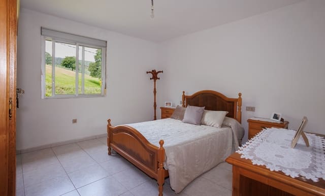 3 quarto Quinta/Casa Rural para venda em Friol - 235 000 € (Ref: 9103182)