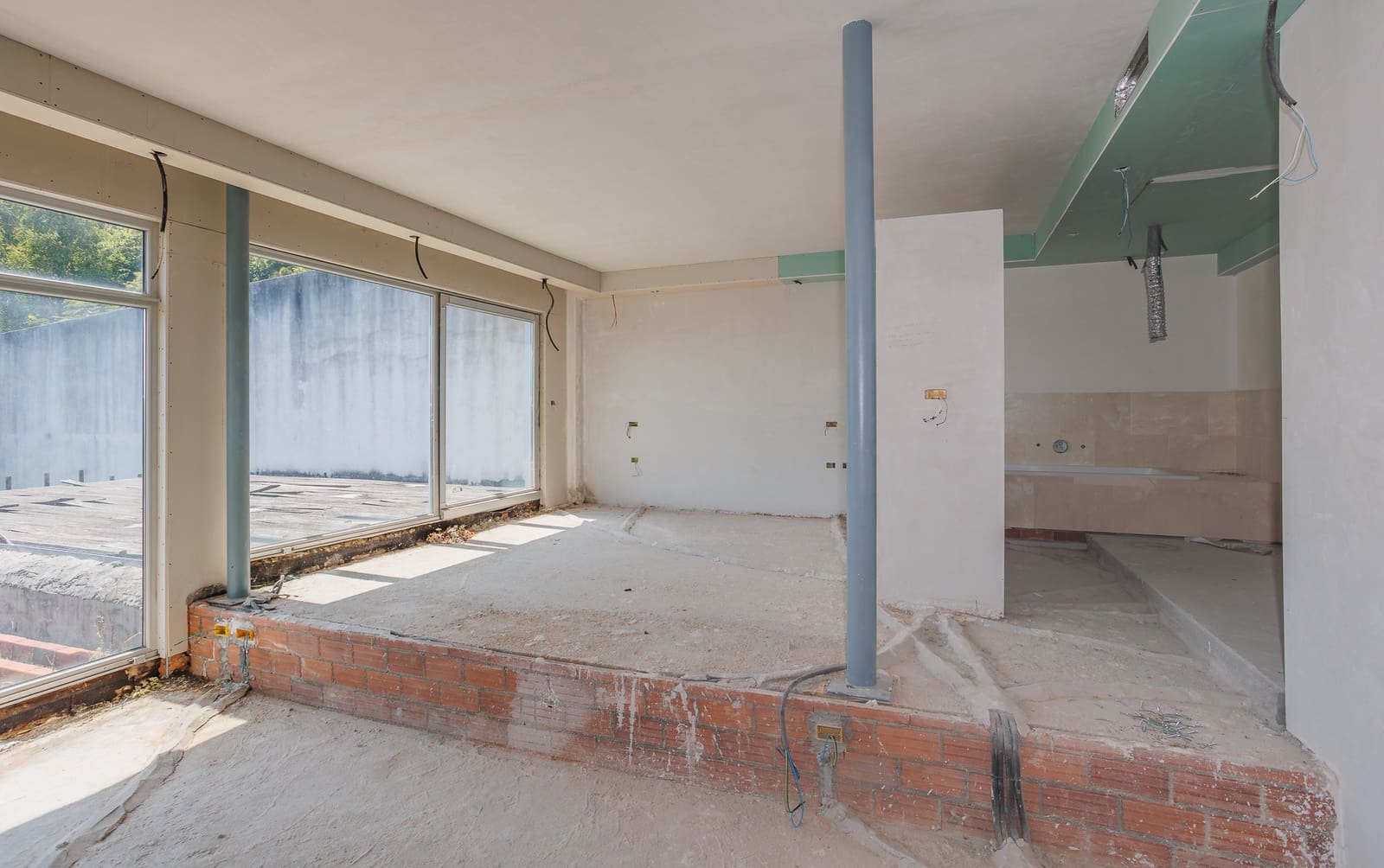 1 soveværelse Virksomhed til salg i Ponteceso med swimmingpool - € 700.000 (Ref: 9109566)